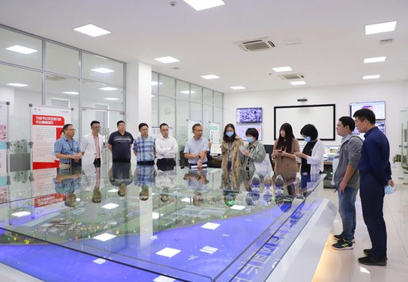 中央及省級媒體記者團參觀采訪蘇州工業園區循環經濟產業園