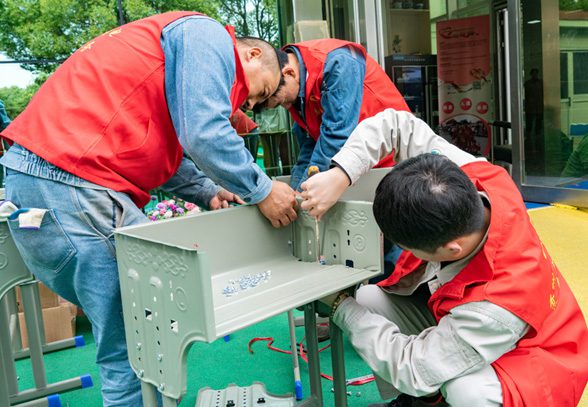 我為群眾辦實事∣藍天熱電黨員志愿者愛心服務博愛學校